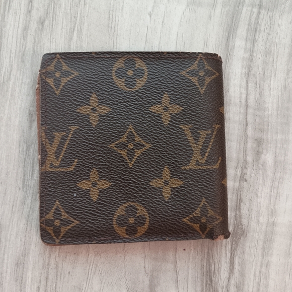 Louis Vuitton Monogram Bifold Wallet Men’s Authentic - Picture 2 of 10